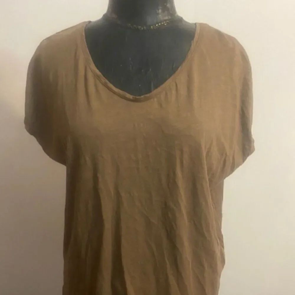 J. Jill Brown Sand & See V-neck Tee, size M